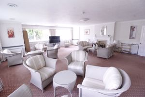 Communal Lounge- click for photo gallery